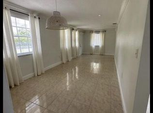 2983 SW 21st St, Miami, FL 33145