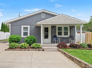 9572 Garden Ter, Commerce Township, MI 48382