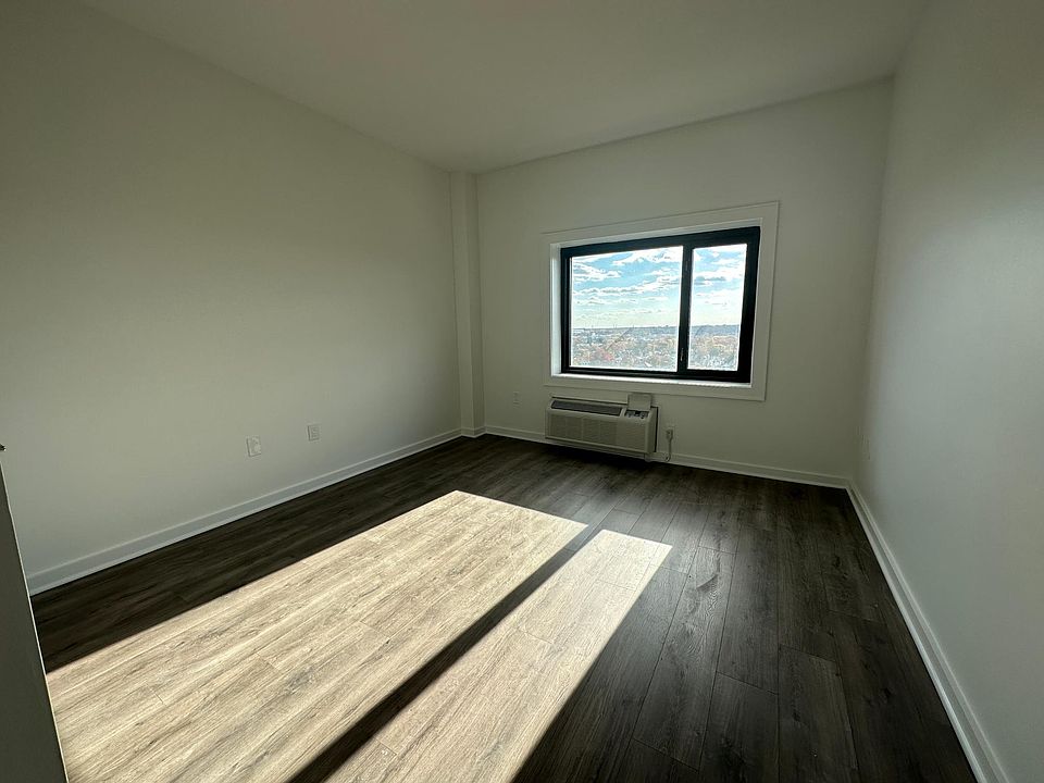 1 Carriage City Plz Rahway NJ Zillow