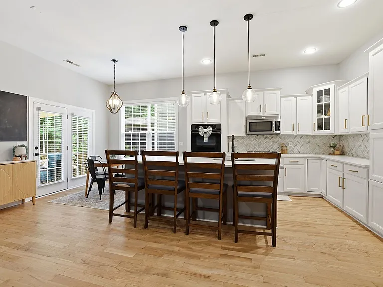 8636 Sagekirk Ct — Photo 5