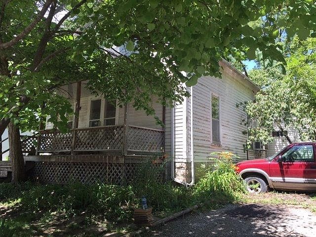 1st image of 500 Main St