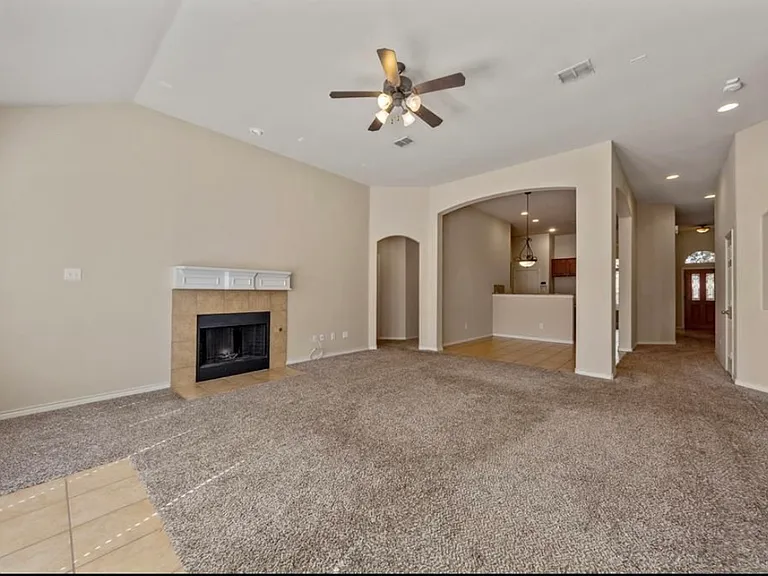 2748 Bay De Vieux Dr — Photo 11