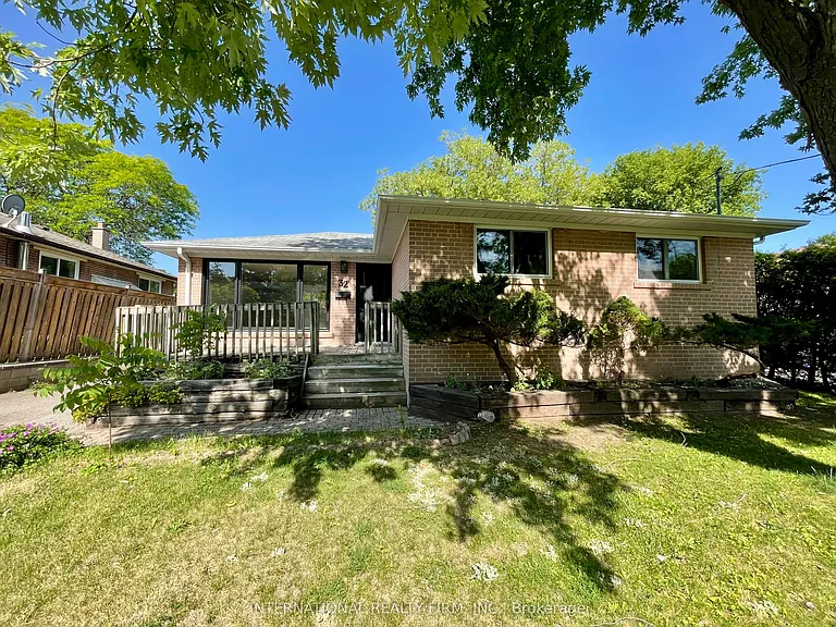 32 Jasper Dr — Photo 13