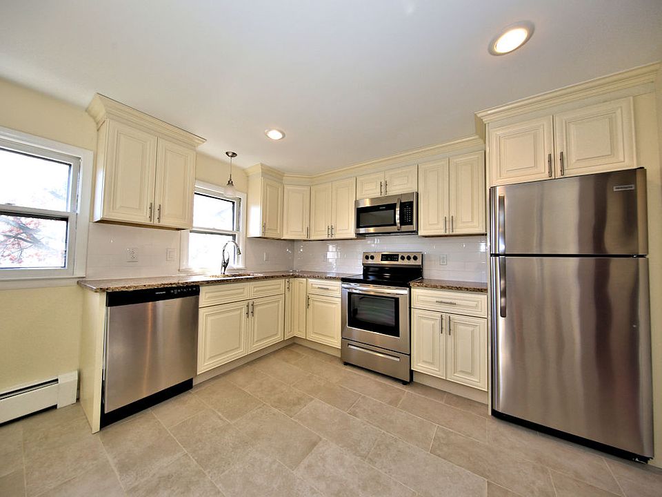 1st image of 101 Bradford St