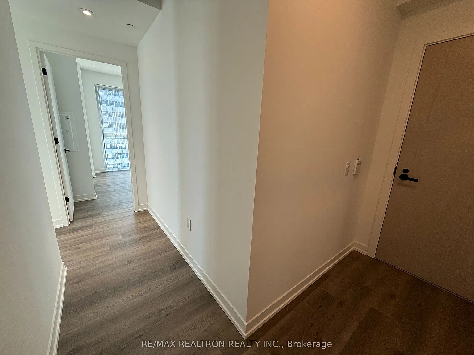 2 bed, $2,600 — Photo 3