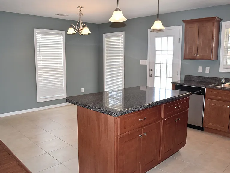 1074 Grove Landing Ln — Photo 10