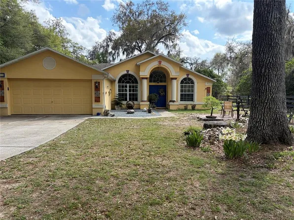3205 SE 23rd Pl, Sumterville, FL 33585