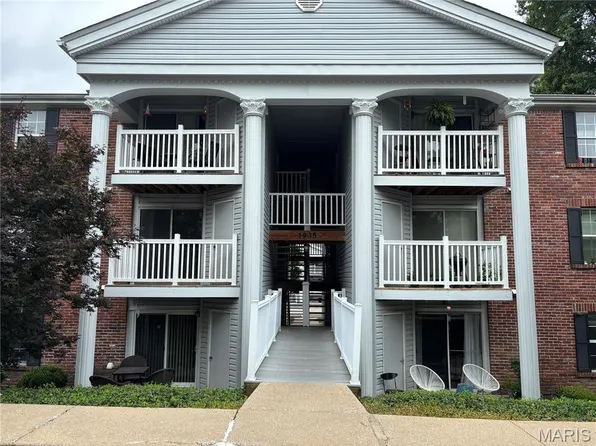 1935 Marine Terrace Dr APT J, Saint Louis, MO 63146