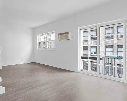 Living room, photo 2