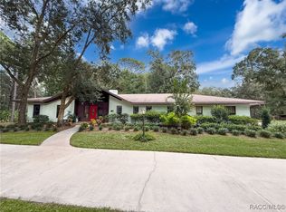 5351 N Tumblewood Dr, Crystal River, FL 34428