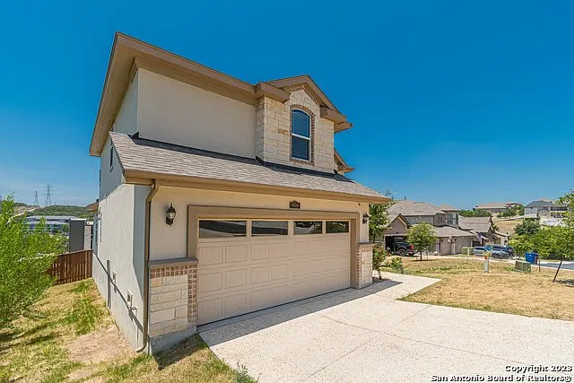 7523 Hays Hl — Photo 9