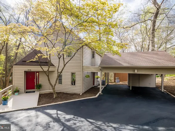 2116 Owls Cove Ln, Reston, VA 20191