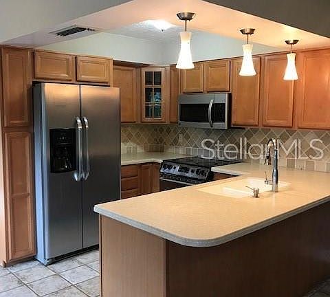 5th image of 3908 Briarlake Dr