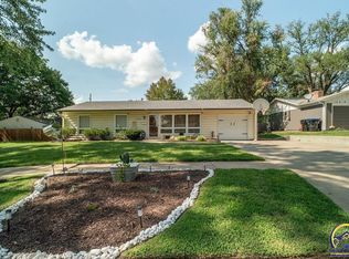 5606 SW 17th Ter, Topeka, KS 66604