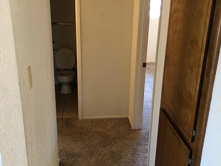 930 N Indiana St #1 — Photo 20