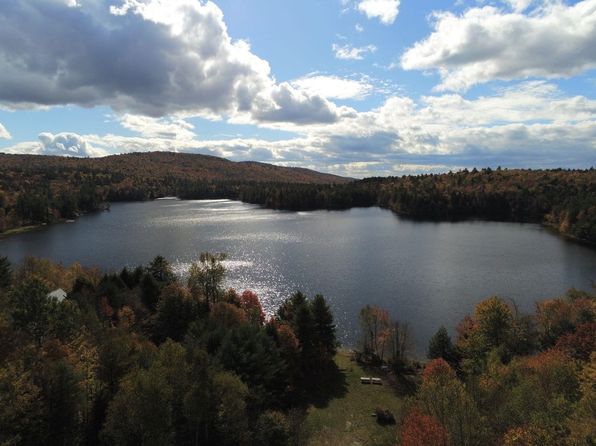 418 Center Pond Road, Stoddard, NH 03464