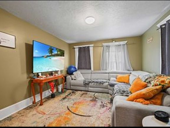 4th image of 39 Shawmut Ave #2