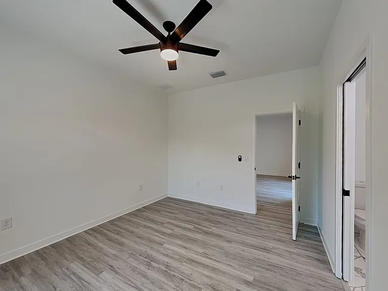 1125 Highlands Rd — Photo 29