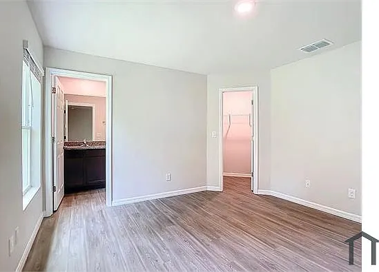 9233 Tacoma Ave — Photo 15