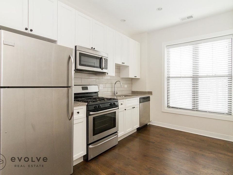1st image of 1600 W Belle Plaine Ave #1MT