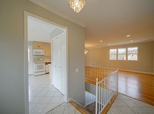 12805 Layhill Rd, Silver Spring, MD 20906