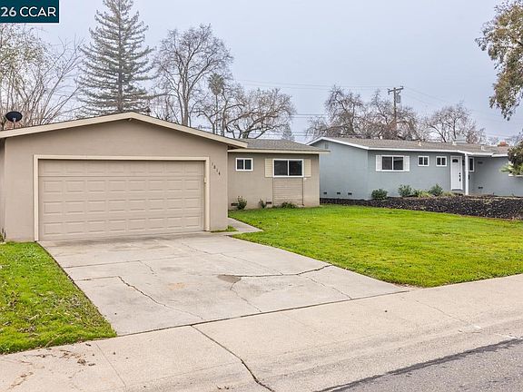 2nd image of 1814 Wildwood Way