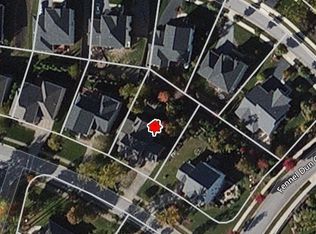 81 Mountain Dr, Biltmore Lake, NC 28715