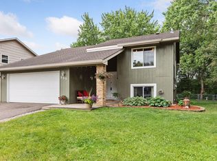 968 123rd Ln NW, Coon Rapids, MN 55448