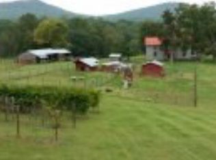 1005 Glen Rd, Dillwyn, VA 23936