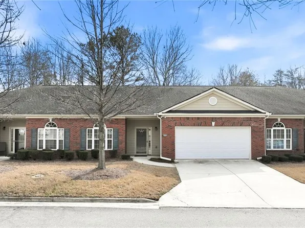 166 Senior Cir, Gainesville, GA 30501