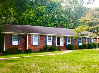 600 Staffordshire Rd, Winston Salem, NC 27104