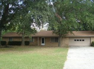 571 Garden Dr, Longview, TX 75603