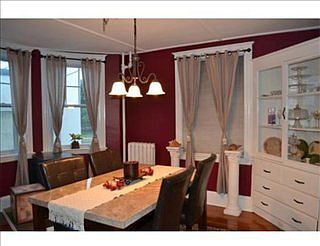 4th image of 432 Essex St