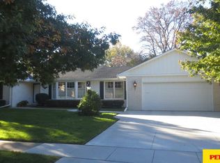 2133 Bramblewood Ln, Fremont, NE 68025