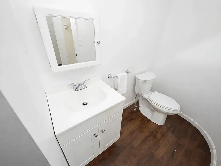 118 Locust St #3 — Photo 5