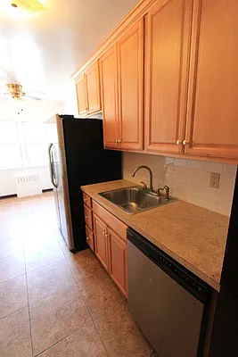 Rented by Hatuka Properties | media 28