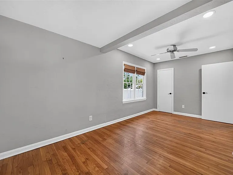 2732 Newark Way — Photo 16