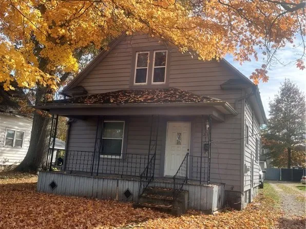 232 Selby St, Alliance, OH 44601