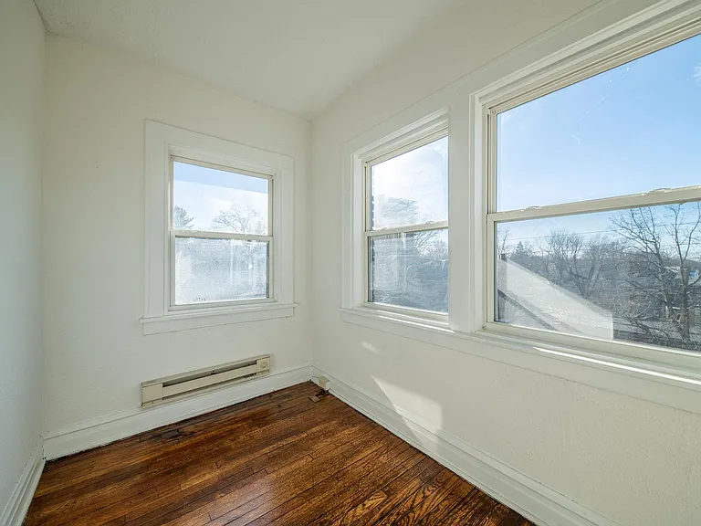 115 N Portage Path #5 — Photo 9