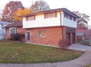 4804 Woodrow Ave, Parma, OH 44134
