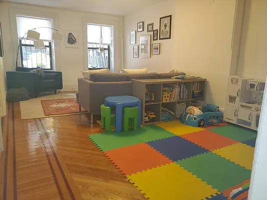 Rented by BLS Realty | media 43