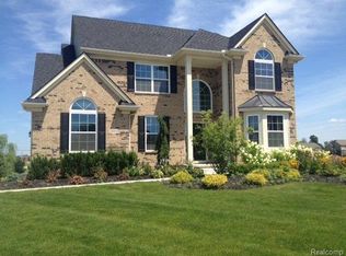 24084 Prescott Ct, South Lyon, MI 48178