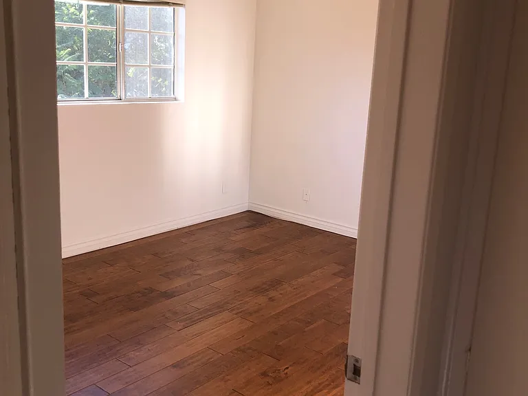 1714 laurel canyon — Photo 13