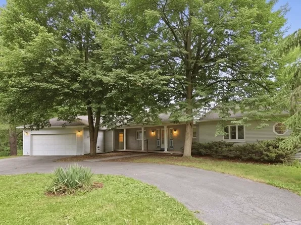 1011 Mile Square Rd, Pittsford, NY 14534