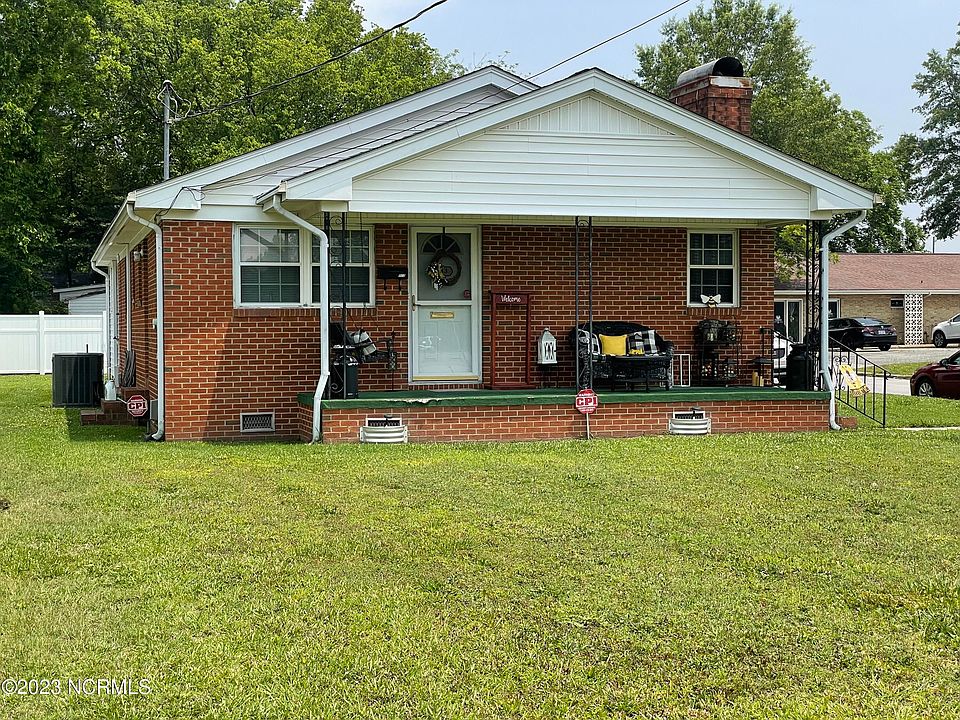 1st image of 513 E Holt Street
