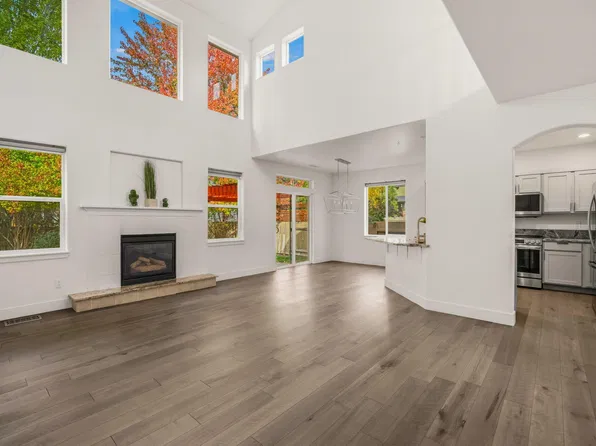19564 Sager Loop, Bend, OR 97702