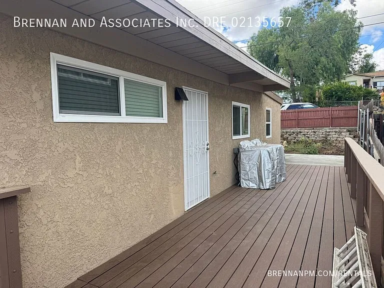 330 Lento Ln — Photo 28