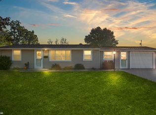 5515 Klinger St SW, Cedar Rapids, IA 52404