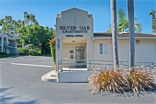Silver Oak Apartments Photo 1