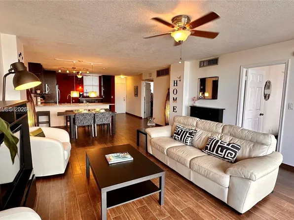 3703 NE 166th St, North Miami Beach, FL